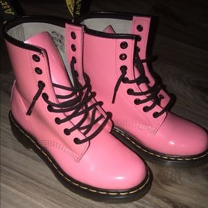 Dr. Martens (Pink)